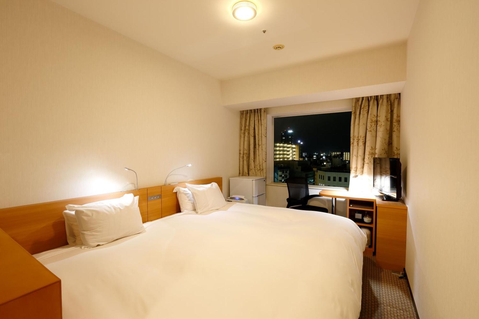 Keisei Hotel Miramare Тиба Экстерьер фото