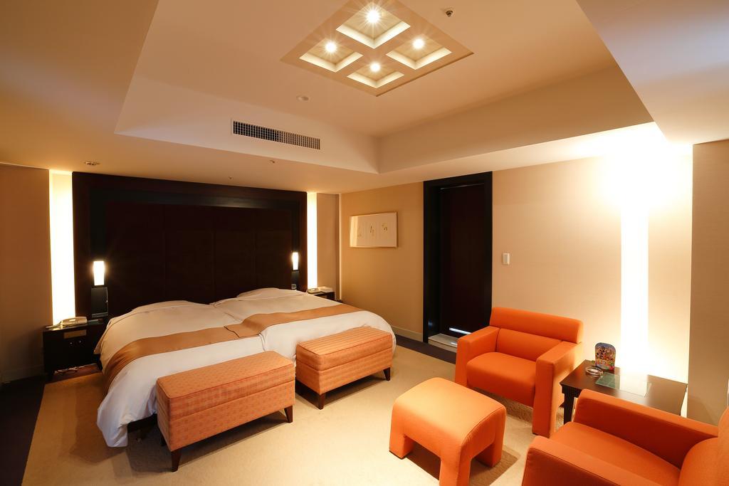 Keisei Hotel Miramare Тиба Экстерьер фото