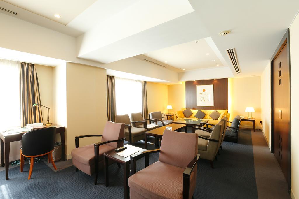 Keisei Hotel Miramare Тиба Экстерьер фото
