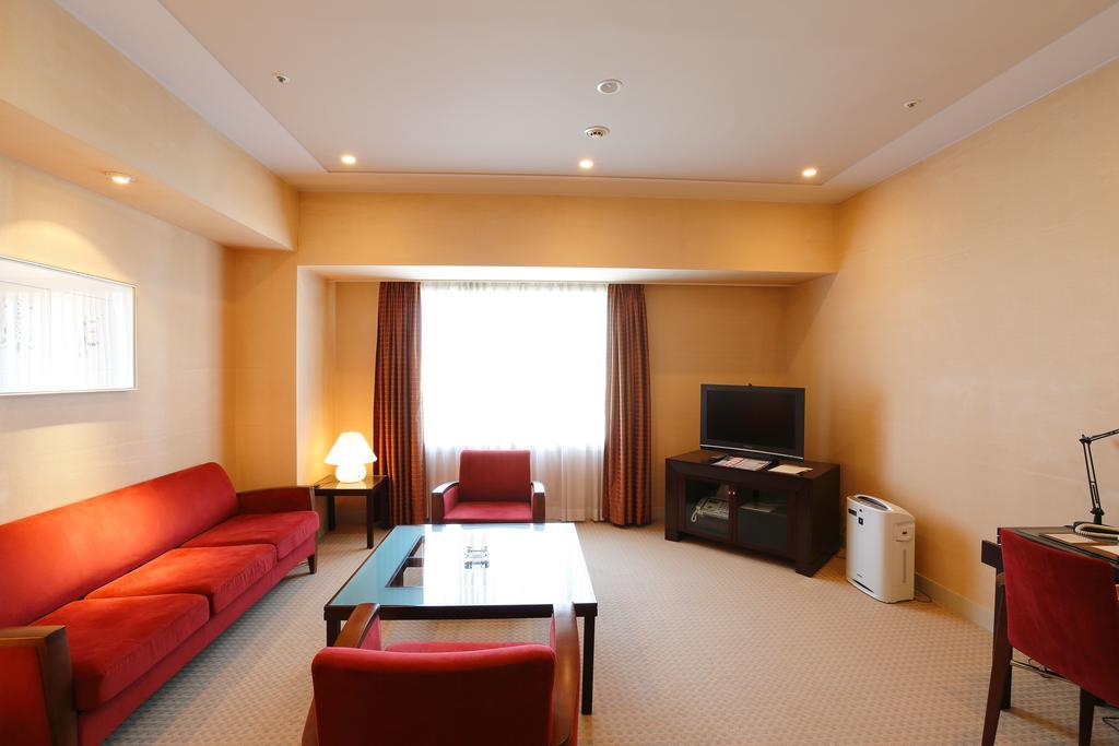 Keisei Hotel Miramare Тиба Экстерьер фото
