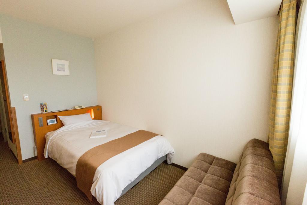 Keisei Hotel Miramare Тиба Экстерьер фото