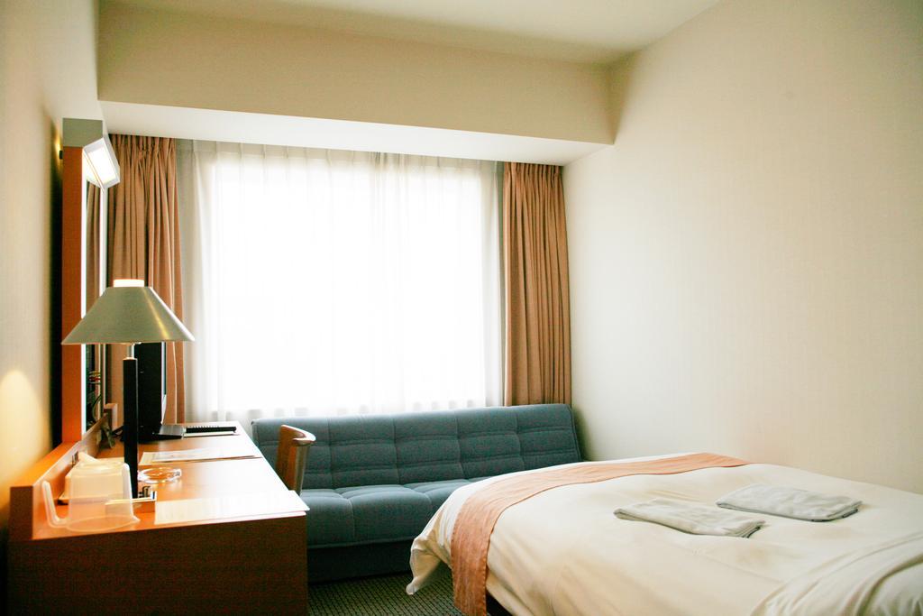Keisei Hotel Miramare Тиба Экстерьер фото